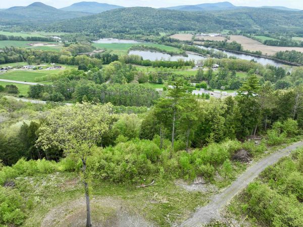 198 Brackett Road, Fairlee, VT 05045
