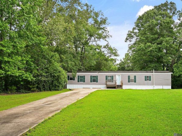 2208 Violet St, Jackson, LA 70748