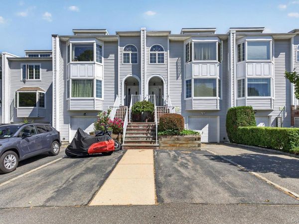 240-17A Oak Park Drive , Douglaston, NY 11362