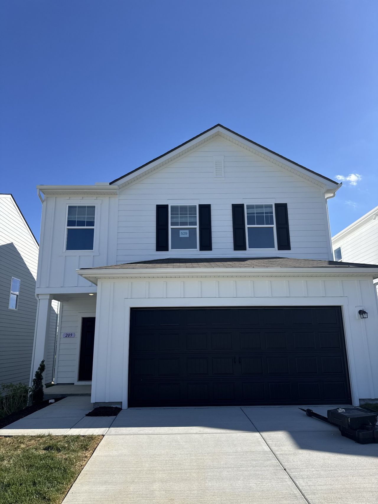 187 Snowdrop Ave, La Vergne, TN 37086 Main Photo