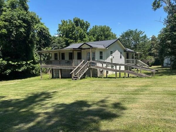 194 Patton Road , Pikeville, TN 37367
