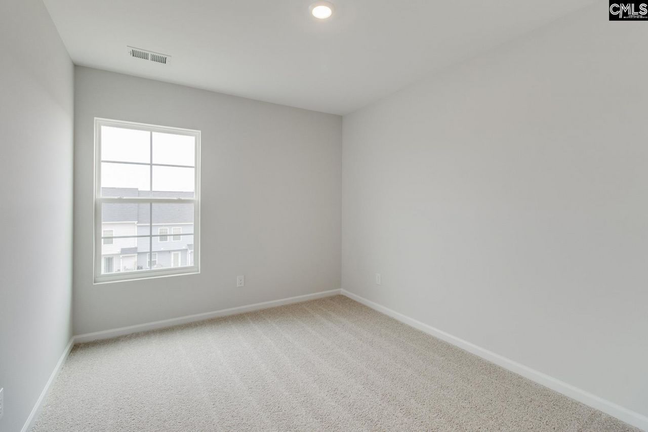 3068 Harborview Drive  Photo 20
