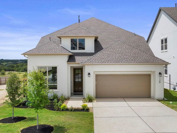 128 Ensberg LN, Liberty Hill, TX 78642