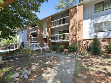 1008 Sandlin Place, Unit B, Raleigh, NC 27606