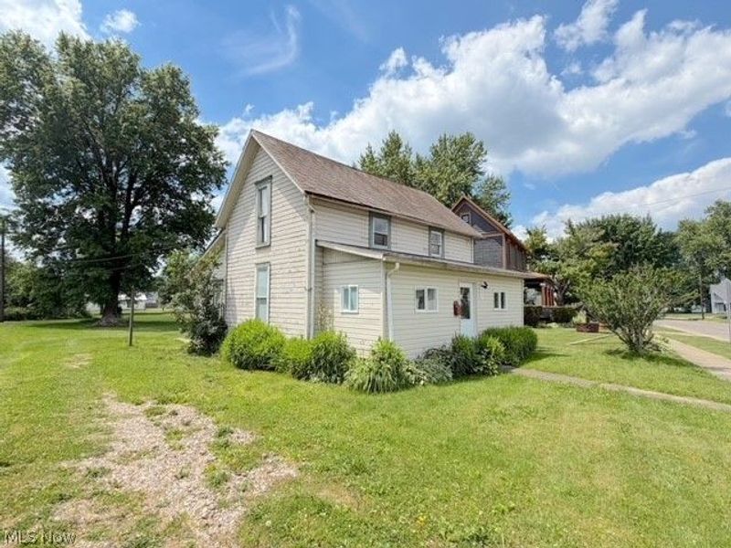 547 W State Street, Newcomerstown, OH 43832 Photo 20
