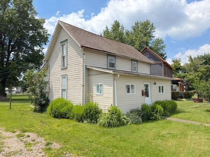 547 W State Street, Newcomerstown, OH 43832 Photo 23