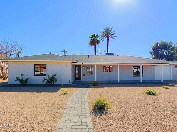 1215 E CAMBRIDGE Avenue, Phoenix, AZ 85006