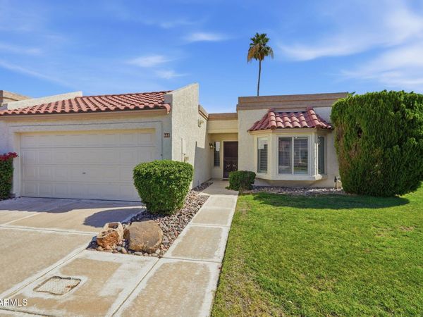 663 S SAGUARO Way, Mesa, AZ 85208