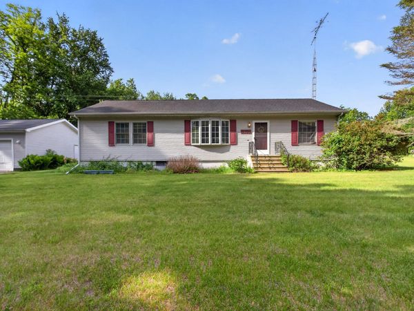 3635 Hart Road, Jackson, MI 49201