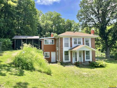 107 E Richard Street, Brownville, NE 68321