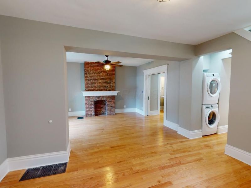 1348 Summit Street , Columbus, OH 43201 Photo 5