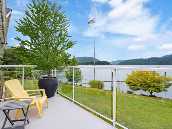 8500 Maple Ridge Rd , Youbou, BC V0R 3E1
