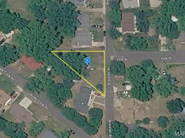 201 Division Street , Sullivan, MO 63080