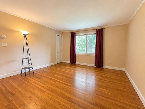 53 Lionel Ave, Unit F, Waltham, MA 02452
