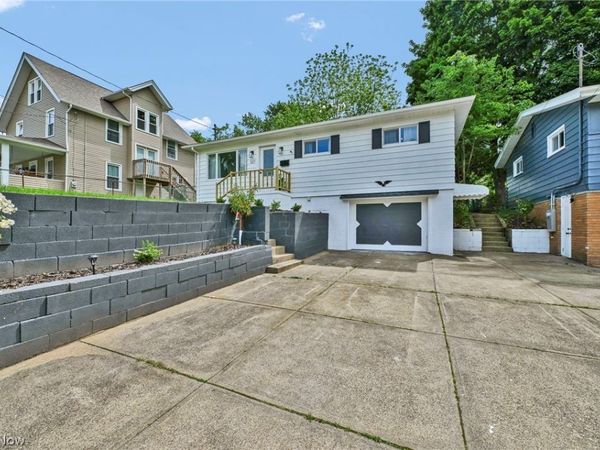 327 Horton Avenue , Akron, OH 44312