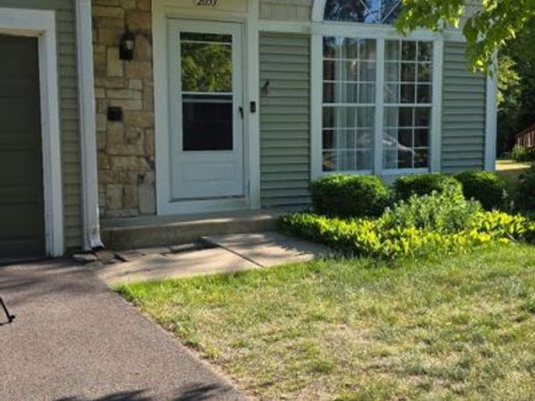 2053 Teton Parkway , Algonquin, IL 60102
