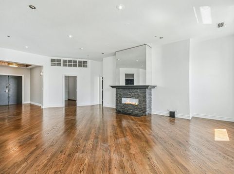 Main Photo