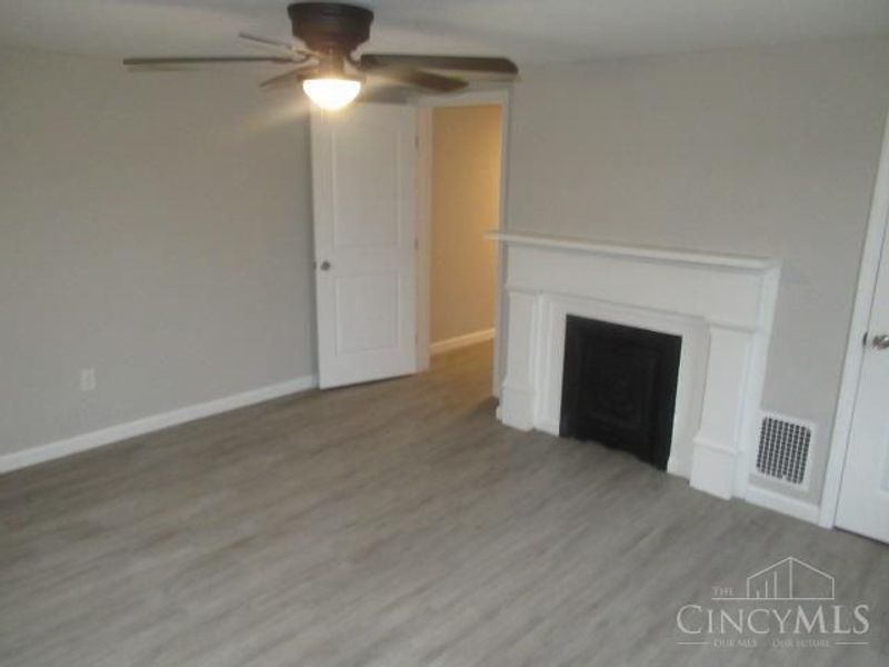 704 Greenwood Avenue, Cincinnati, OH 45229 Photo 12