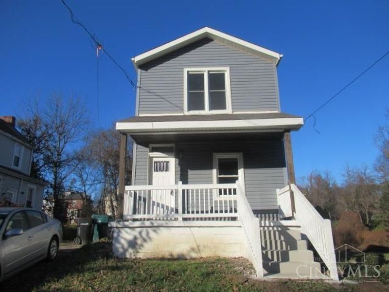 704 Greenwood Avenue, Cincinnati, OH 45229 Photo 2
