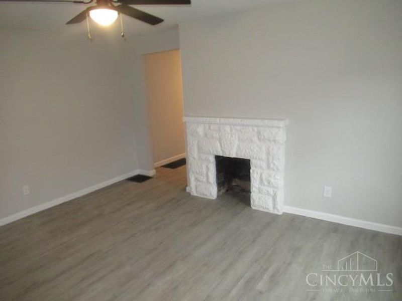 704 Greenwood Avenue, Cincinnati, OH 45229 Photo 3