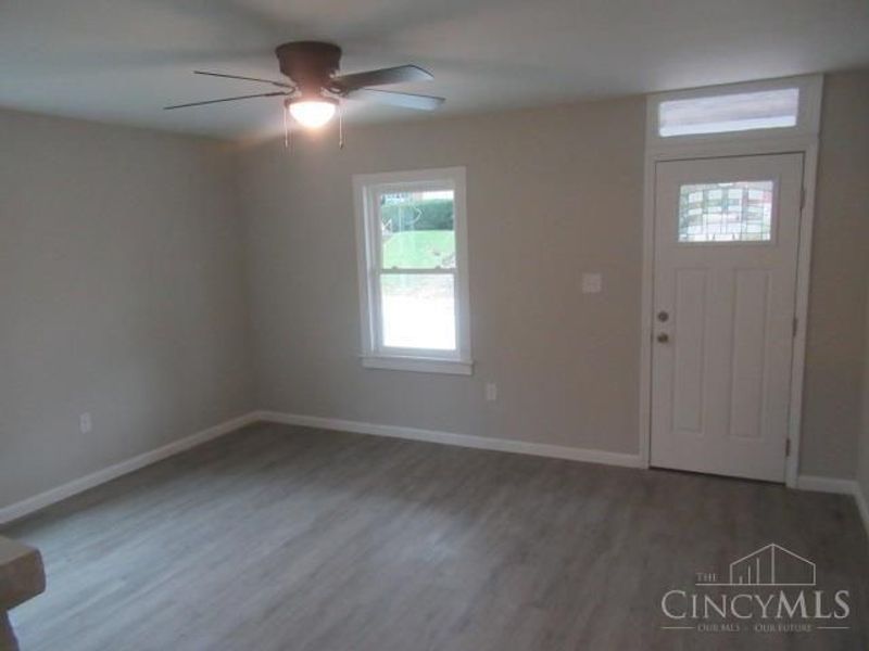 704 Greenwood Avenue, Cincinnati, OH 45229 Photo 4