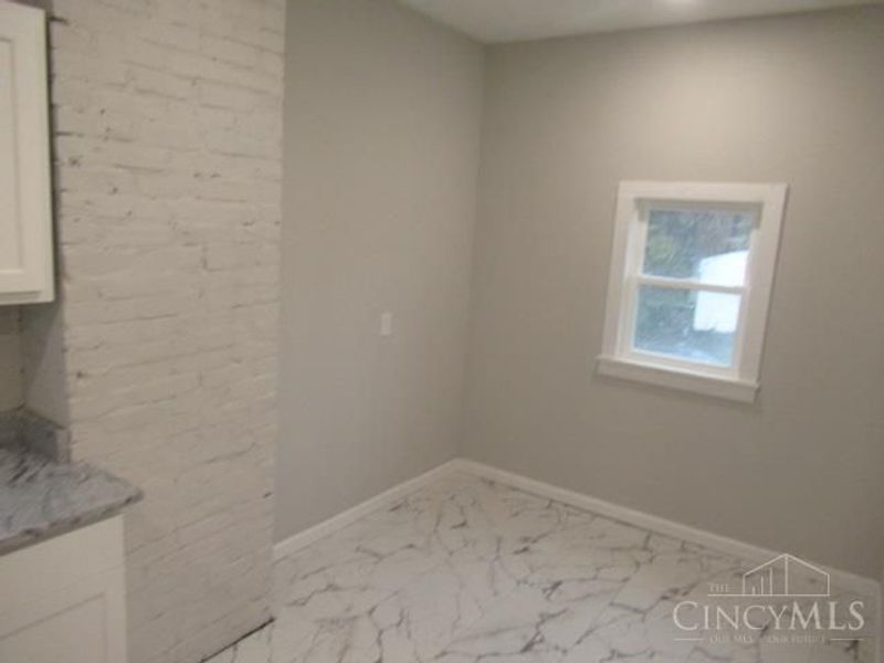 704 Greenwood Avenue, Cincinnati, OH 45229 Photo 7