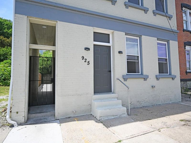 925 State Avenue, Cincinnati, OH 45204 Photo 3