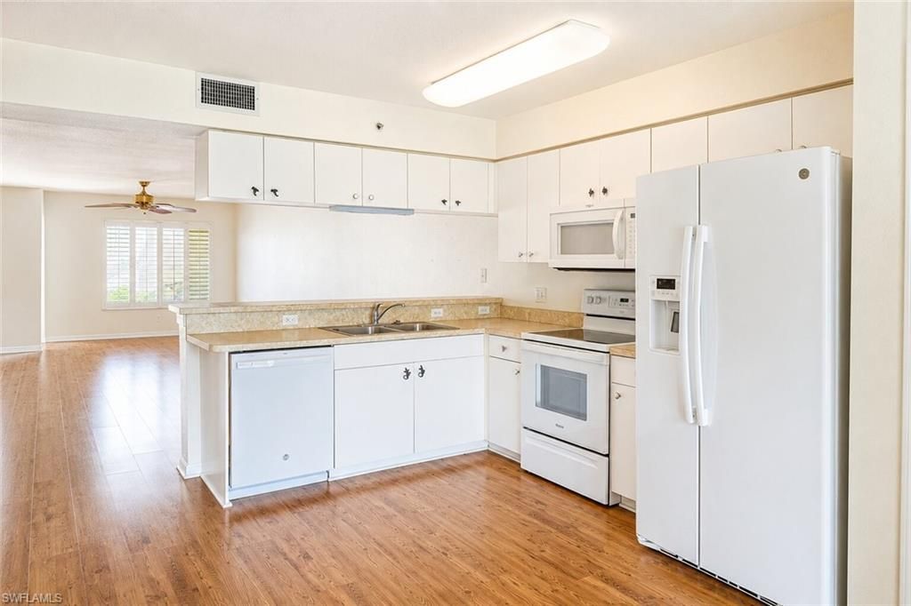 4965 Sandra Bay Dr, Unit 102, Naples, FL 34109 Photo