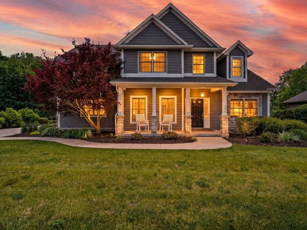1245 Kilarney Road, Chesterton, IN 46304