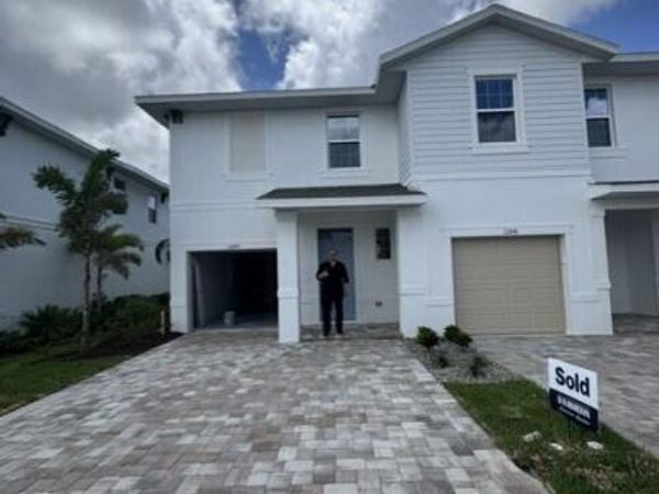 12845 SW Forli Way, Port St. Lucie, FL 34987