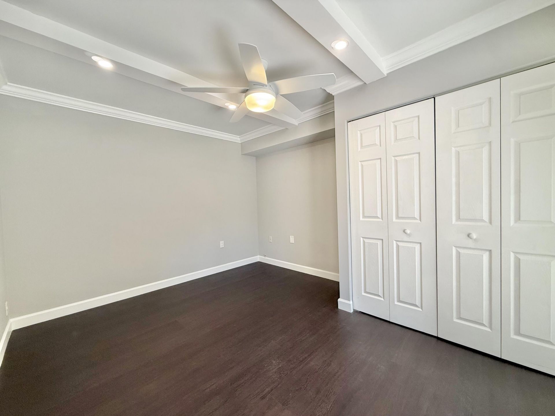 201 2nd Lane, Palm Beach Gardens, FL 33418 Photo