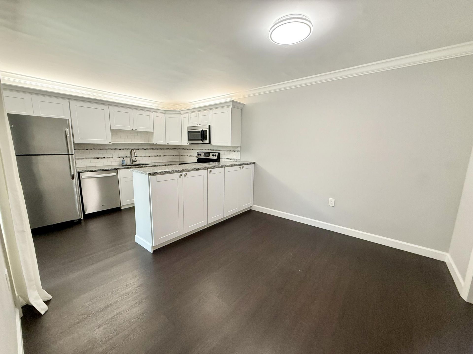 201 2nd Lane, Palm Beach Gardens, FL 33418 Photo