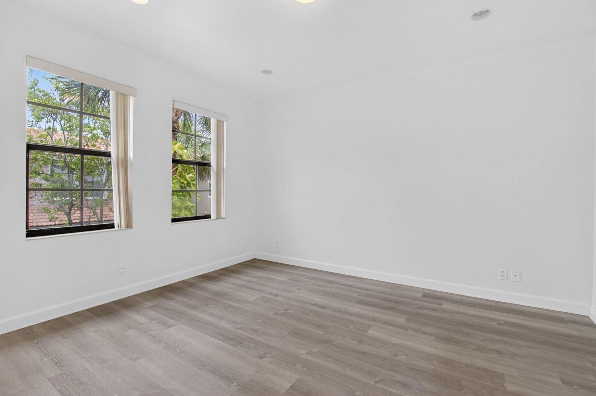 114 E Astor Circle E, Delray Beach, FL 33484 Photo