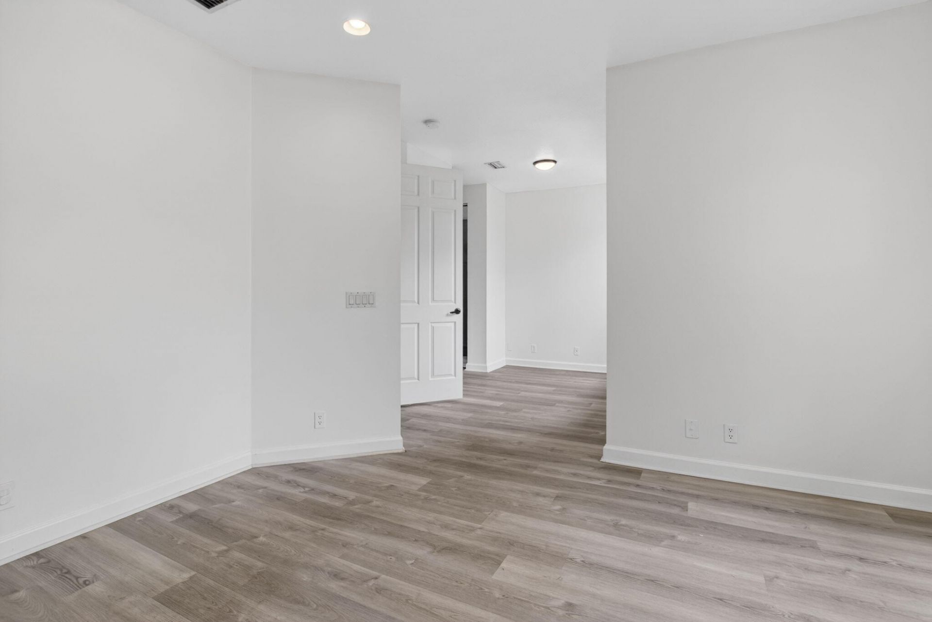 114 E Astor Circle E, Delray Beach, FL 33484 Photo