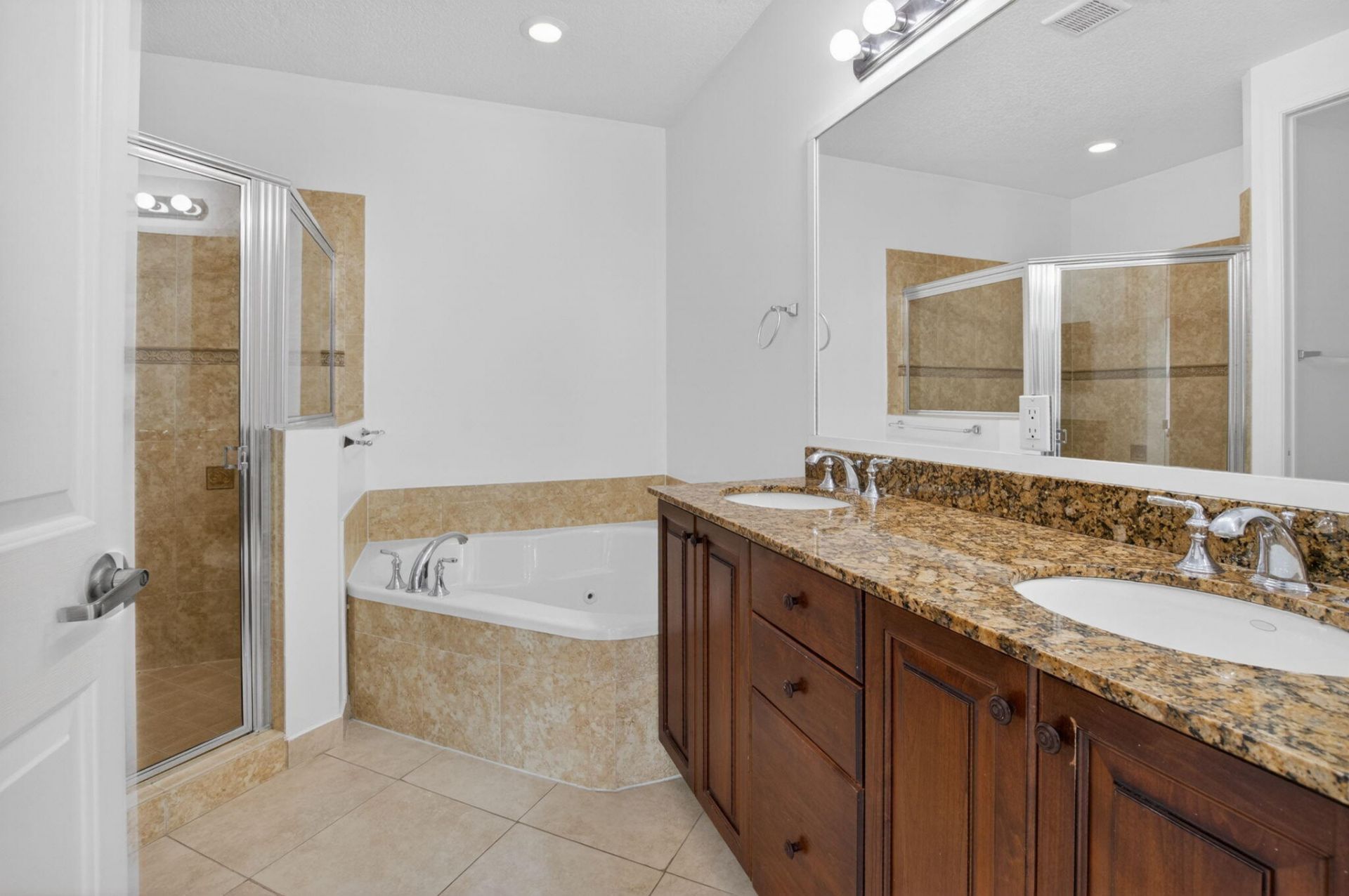 114 E Astor Circle E, Delray Beach, FL 33484 Photo