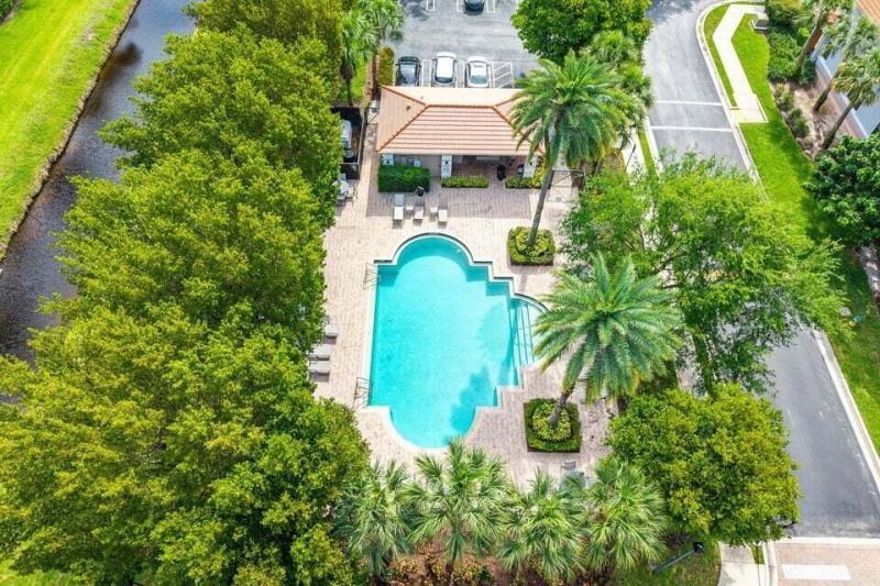 114 E Astor Circle E, Delray Beach, FL 33484 Photo