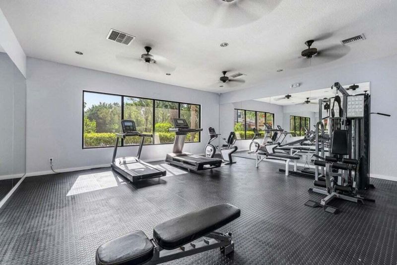114 E Astor Circle E, Delray Beach, FL 33484 Photo