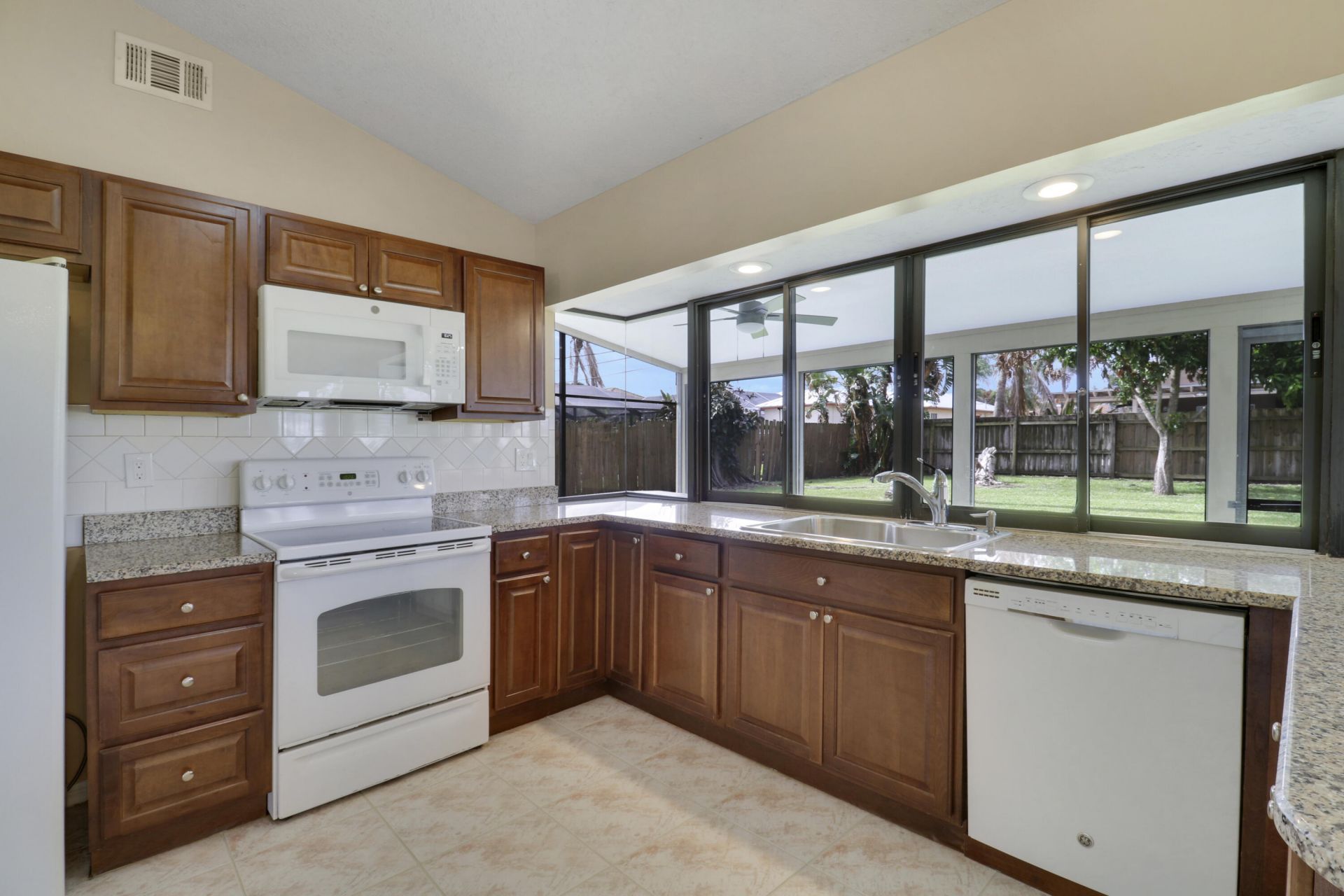 1582 SW Aledo Lane, Port Saint Lucie, FL 34953 Photo