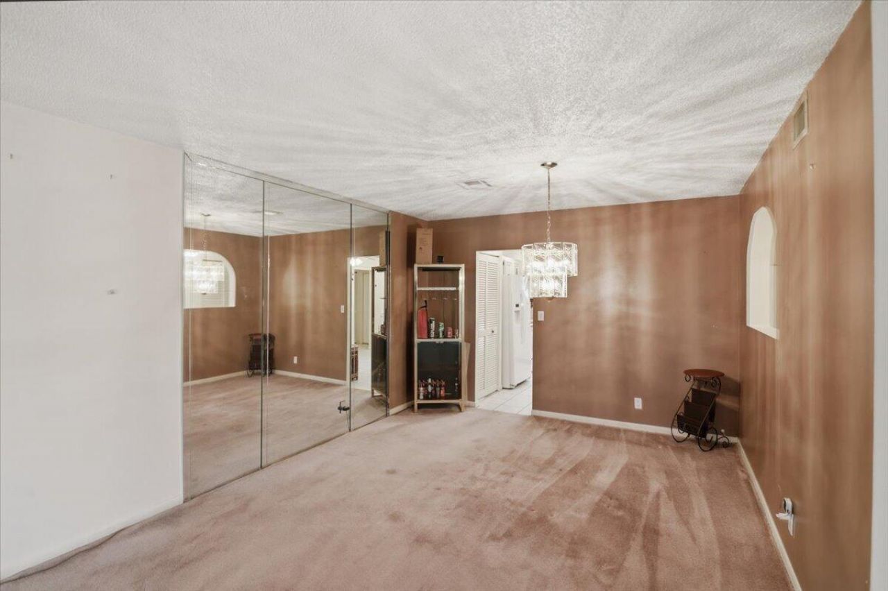 275 Jacaranda Drive, Plantation, FL 33324 Photo