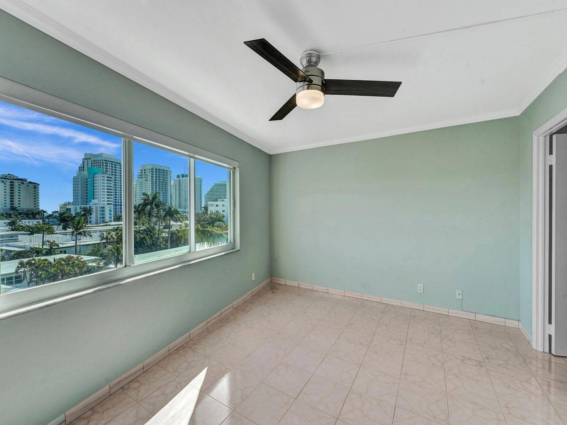 720 Bayshore Drive, Unit 504, Fort Lauderdale, FL 33304 Photo