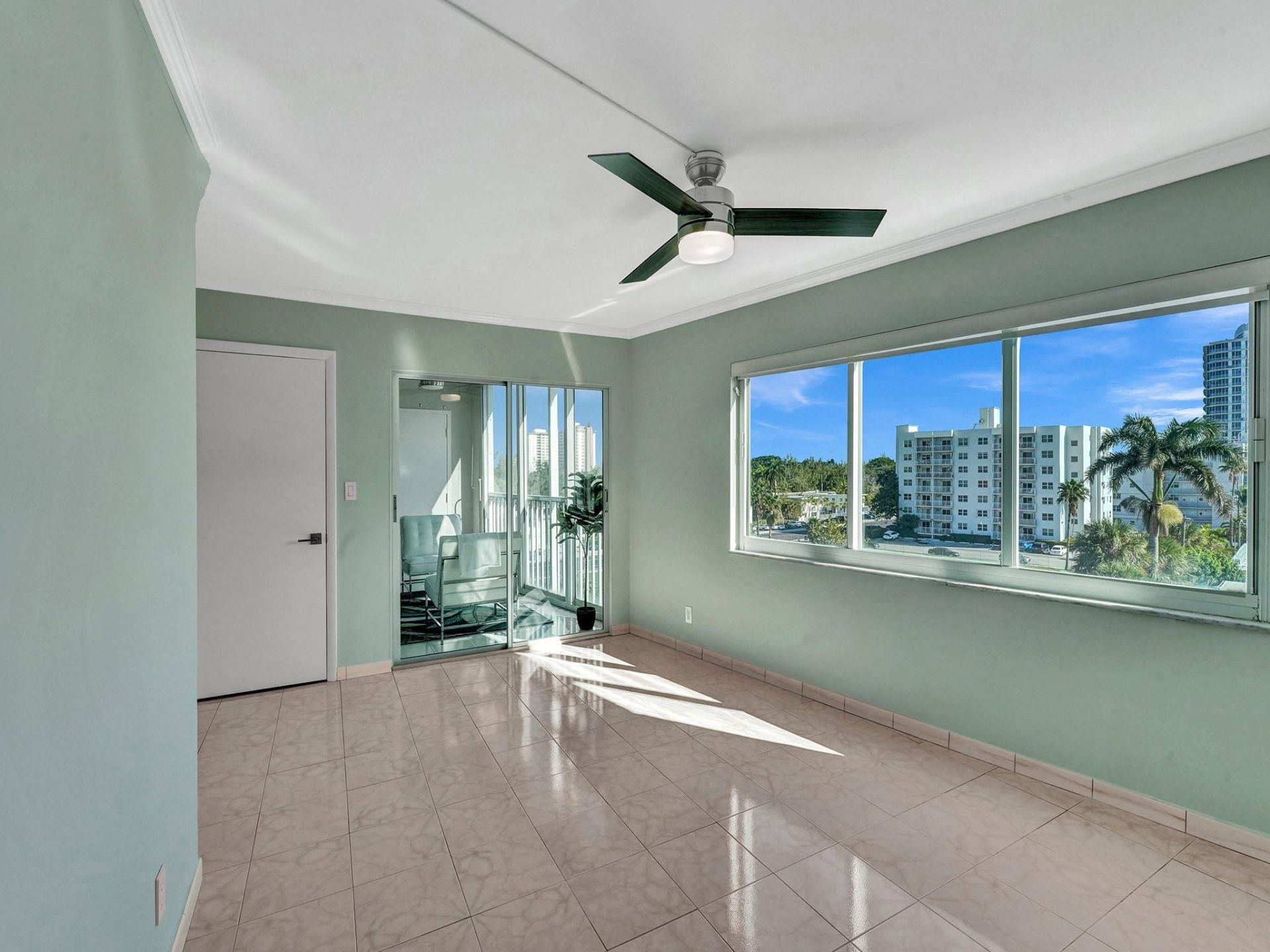720 Bayshore Drive, Unit 504, Fort Lauderdale, FL 33304 Photo