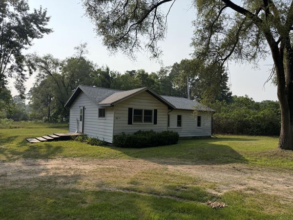 391 N Briggs Road, Middleville, MI 49333