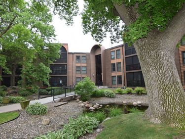 9600 Portland Avenue S, Unit 205, Bloomington, MN 55420