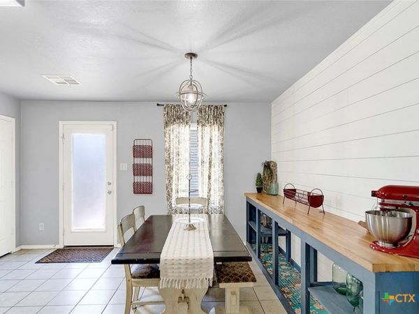 1544 Gateshead Drive, Seguin, TX 78155