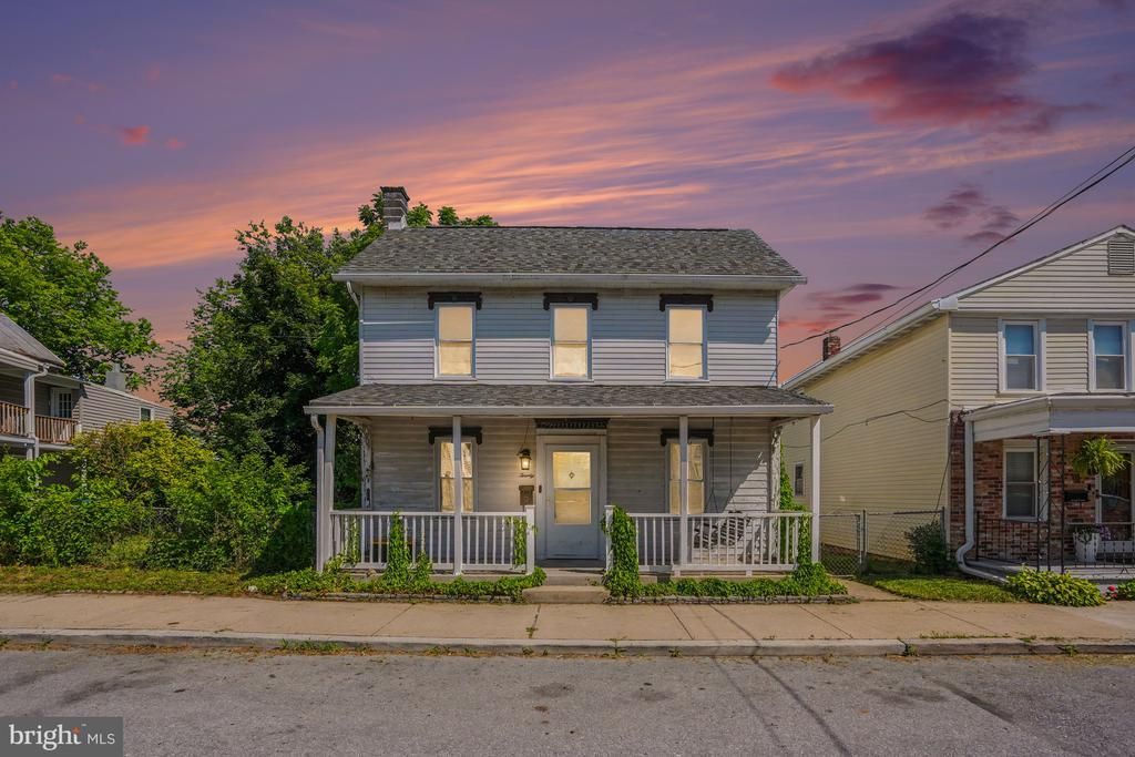 20 W FACTORY STREET , MECHANICSBURG, PA 17055