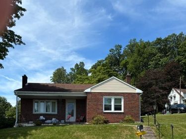 430 SUMMIT AVENUE, READING, PA 19607