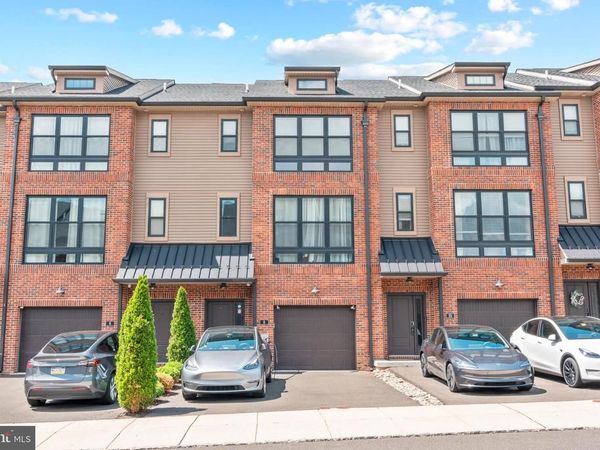 8 SIENNA PLACE , FEASTERVILLE TREVOSE, PA 19053