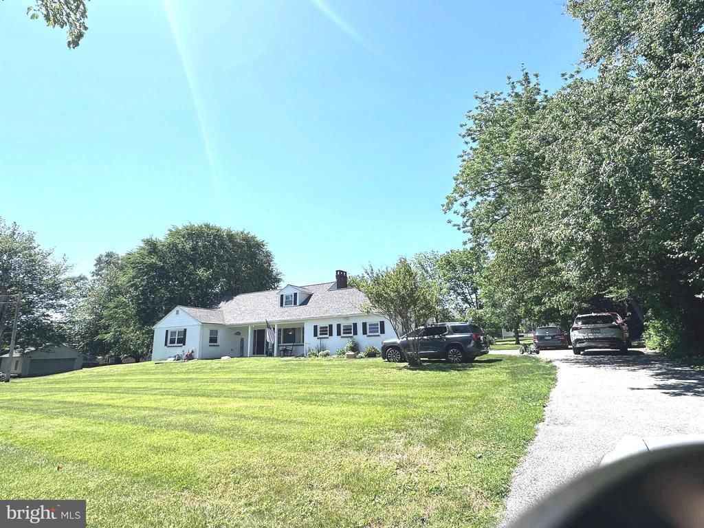 251 W LOCUST STREET , OXFORD, PA 19363