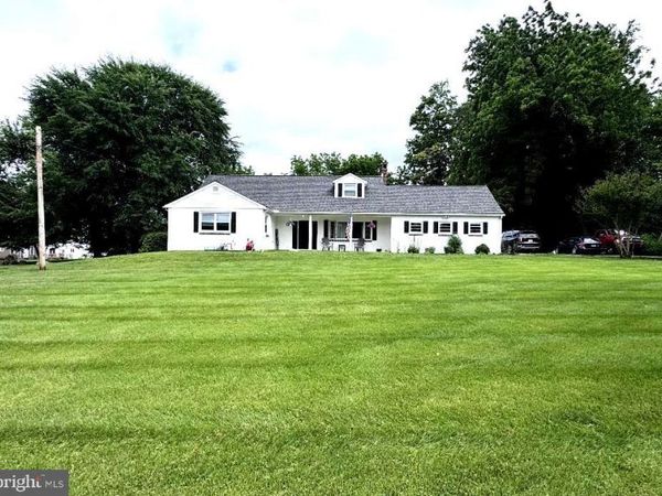251 W LOCUST STREET, OXFORD, PA 19363