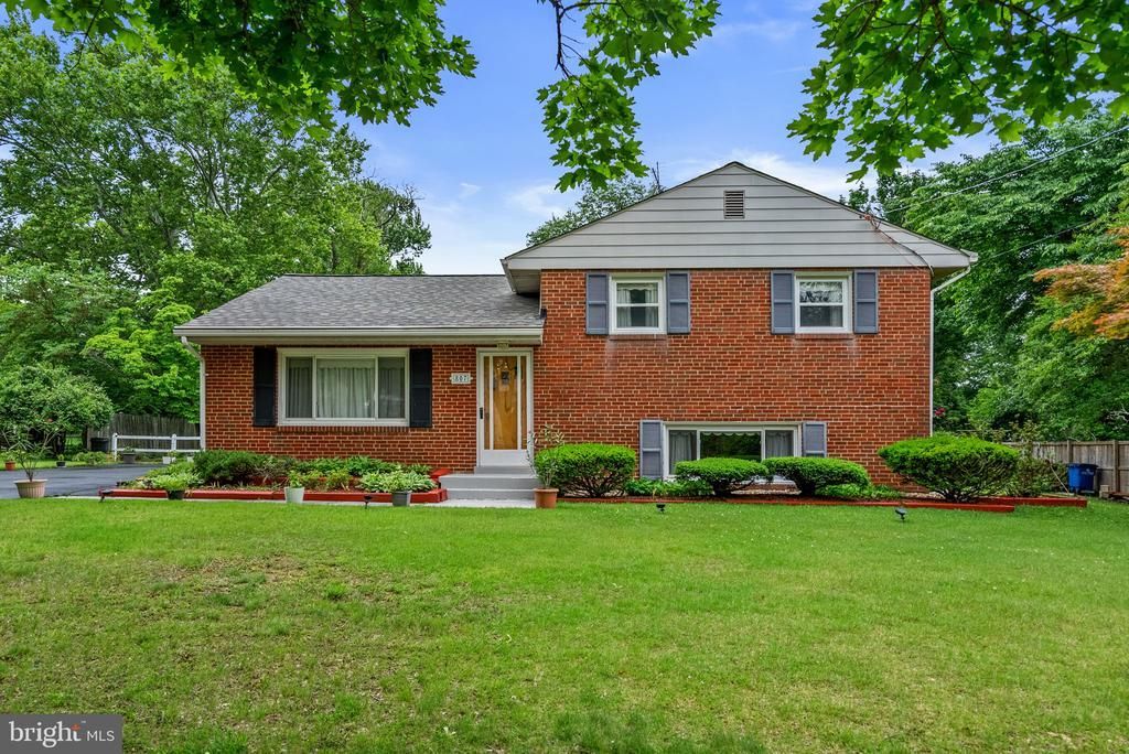 807 SNIDER LANE, SILVER SPRING, MD 20905